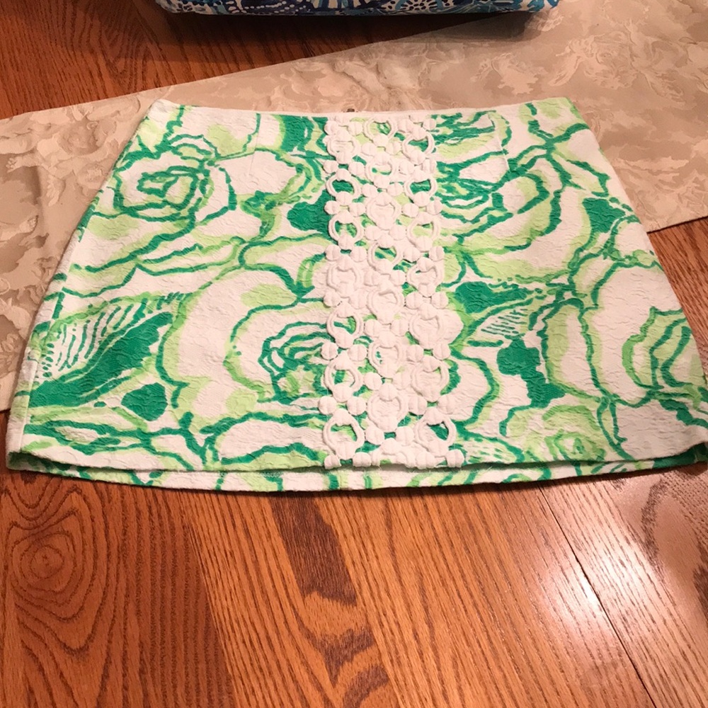 Lily Pulitzer green and white skirt like new - Picture 1 of 5